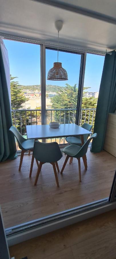 Joli Vue Mont Saint Clair, Parking, Menage Et Linge De Lit Inclus Appartement